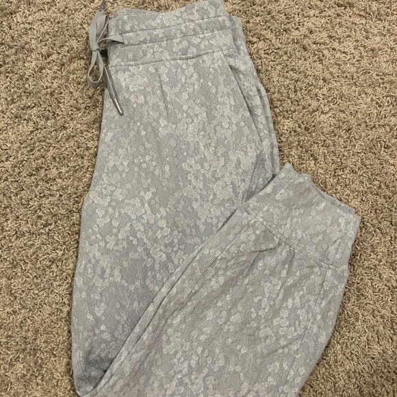 Lululemon Ready to Rulu High-Rise Cropped Jogger - Picture 3 of 4